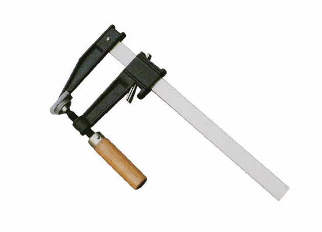 American type F-clamp with wooden handle
Size: 2-1/2”×4” - 5”×48”